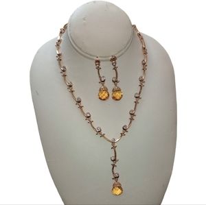 Two piece jewelry set